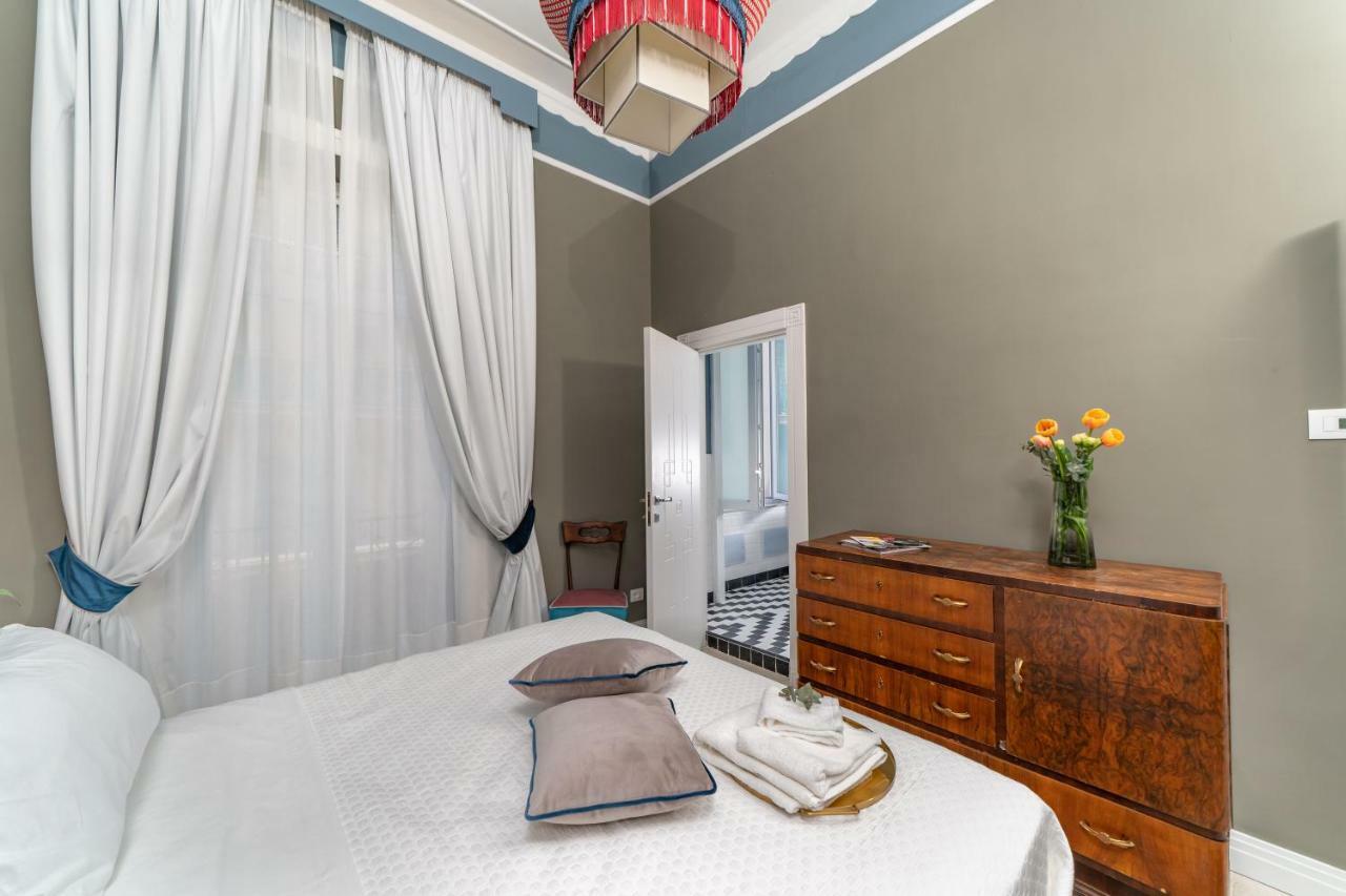 Il Fiore D'Oro Luxury Holiday House Наполи Екстериор снимка