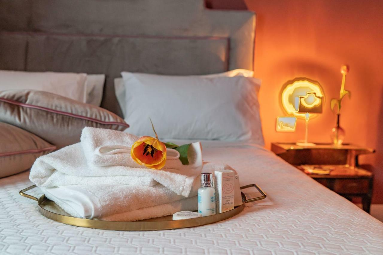 Il Fiore D'Oro Luxury Holiday House Наполи Екстериор снимка