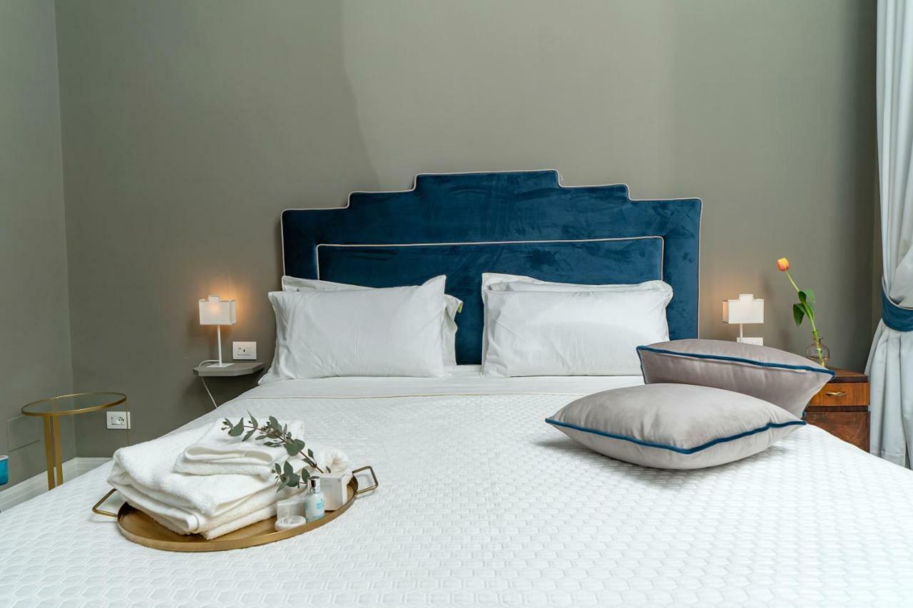 Il Fiore D'Oro Luxury Holiday House Наполи Екстериор снимка